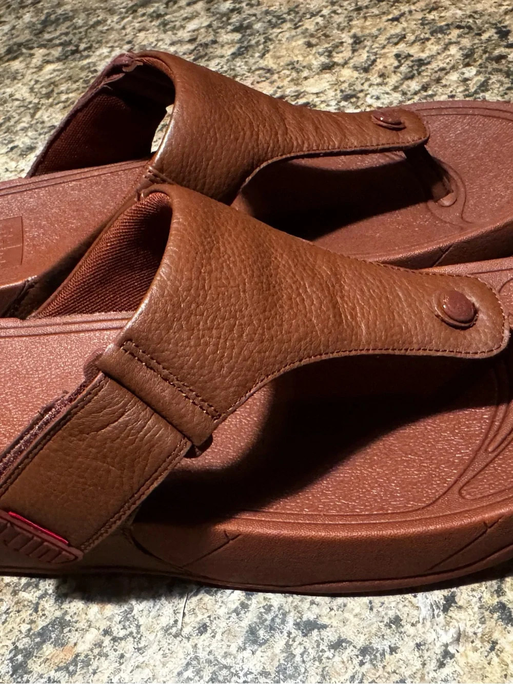 Men's Fitflop Mens Trakk II Brick Red Slip-On Thong Sandals Shoes Sz 13 leather
